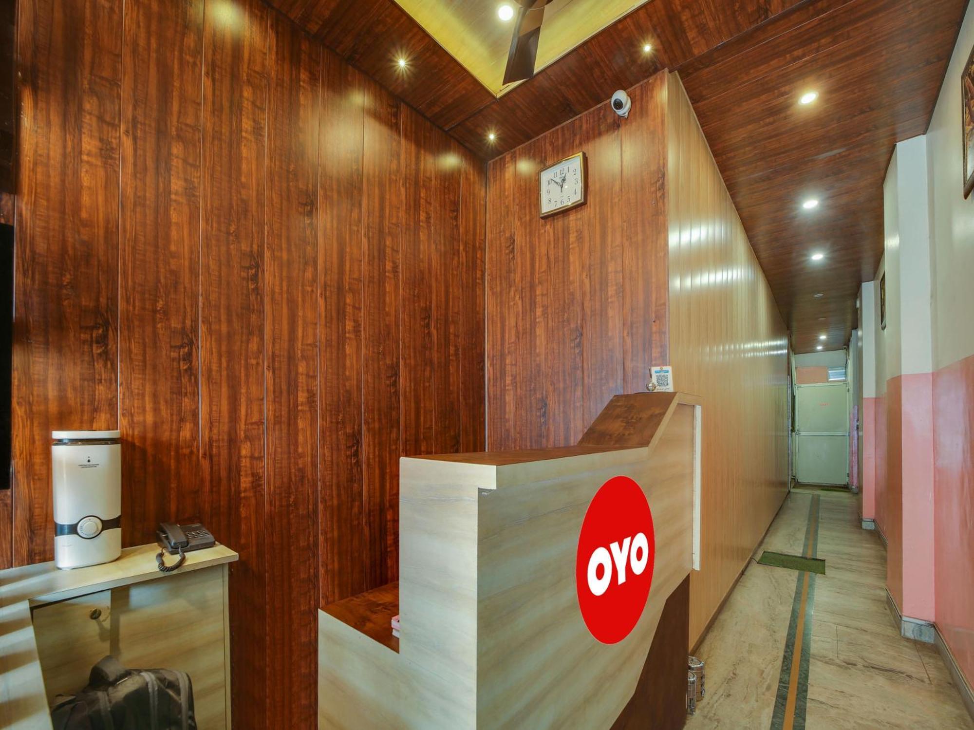 Hotel O Jagdamba Hotel Bhopal Bagian luar foto